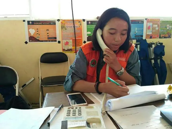 Ni Komang Ayu Sawitri Widiantari – relawan Pramuka (Foto: dok. BNPB)