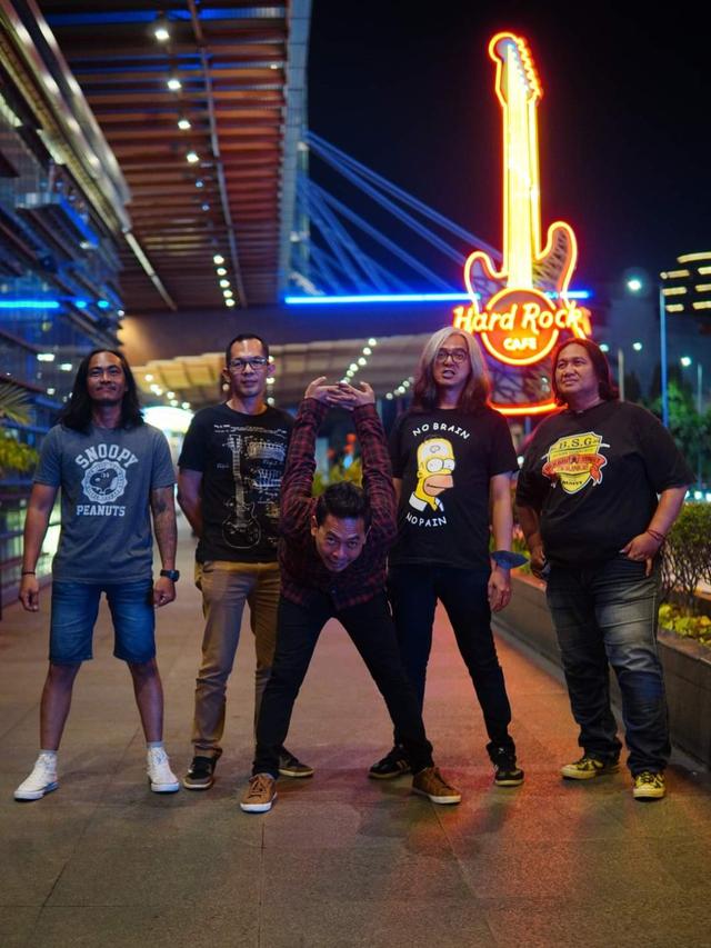 The Kulums, band grunge asal Jakarta beranggotakan: Moa (vokal), Tedonk (gitar), Temi (gitar), Cnoe (drum), Deni (bass). (Istimewa)