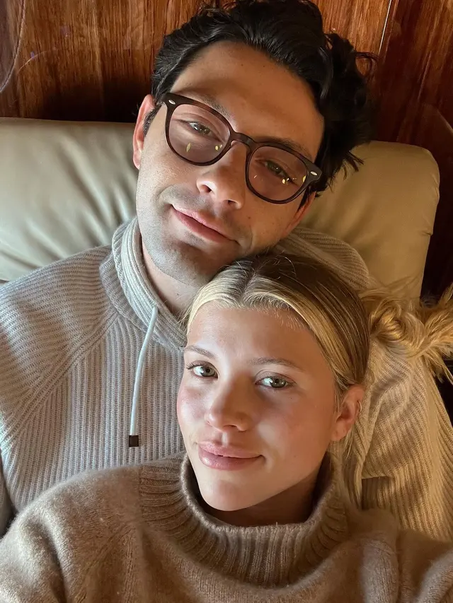 Sofia Richie Berbalut Gaun Pengantin Impian Rancangan Chanel, Putuskan Anut Yahudi Sebelum Menikah