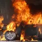 Ilustrasi Mobil Terbakar (iStockphoto)