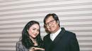 Gita Gutawa selalu memberi dukungan pada sang ayah saat menampilkan karya-karyanya. Sebalinya, Erwin Gutawa mendukung penuh setiap pilihan yang diambil Gita dalam bermusik. (Liputan6.com/IG/@gitagut)