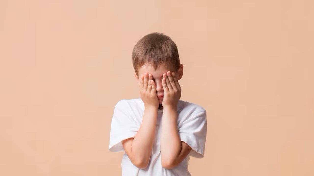 Ilustrasi anak murung