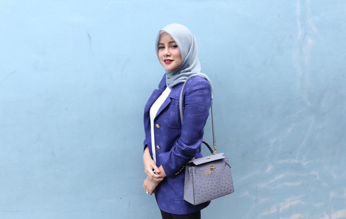 Usai Lepas Hijab, Olla Ramlan Hapus Semua Foto di IG dan Cuma Disisakan 12 dengan Profil Hitam