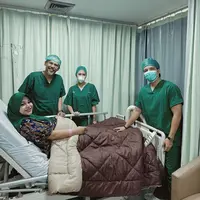 Momen Aurel Hermansyah Melahirkan Anak Kedua (Sumber: Instagram/attahalilintar)