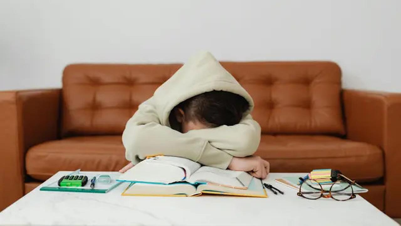Bagaimana Menyadari Kalau Kamu Sedang Burnout? Ini 8 Tanda yang Sering Muncul