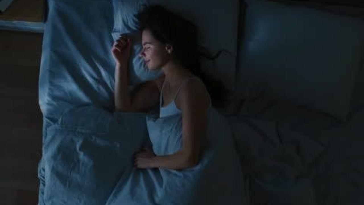 1. Mengubah posisi tidur