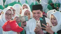 Erick Thohir dalam Apel Akbar Fatayat NU di Surabaya, Jawa Timur, Sabtu (30/9/2023) (Istimewa)