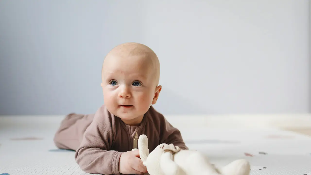 Tips Melakukan Tummy Time