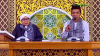 Buya Yahya dan UAS di kajian Al Bahjah. (YouTube Al Bahjah TV)