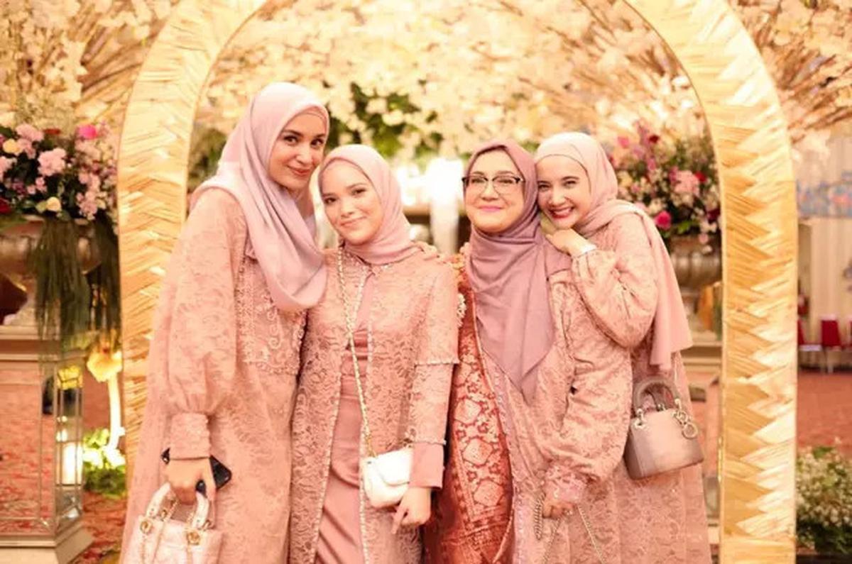 Dari Mahalini hingga Nagita Slavina, Intip 7 Gaya Kondangan Artis yang Curi Perhatian