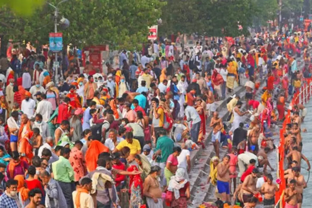 Ritual mandi di India di tengah masa pandemi COVID-19.