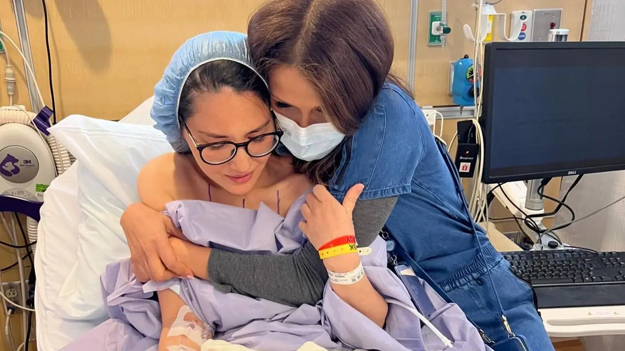 Olivia Munn Umumkan dirinya didiagnosis kanker payudara. (Instagram/ oliviamunn)