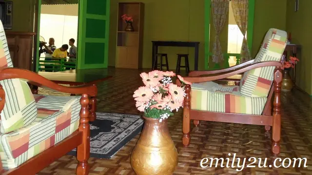 Melihat Rumah Upin Ipin di Dunia Nyata.