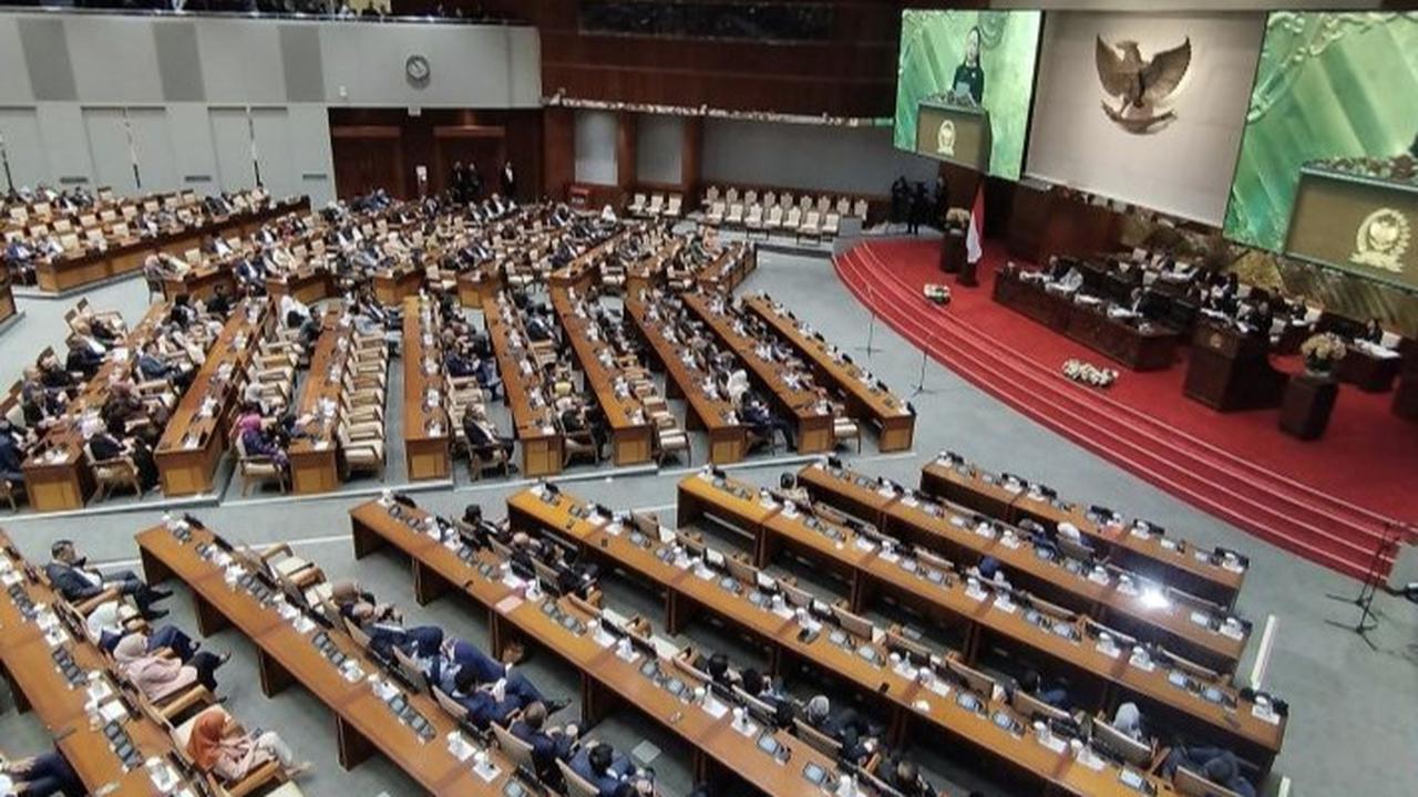 Puan Maharani Buka Rapat Paripurna DPR, Dihadiri 286 Anggota Dewan