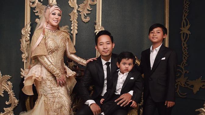 Bayi Tidak Berkembang Begini Kondisi Istri Denny Cagur Showbiz Liputan6 Com