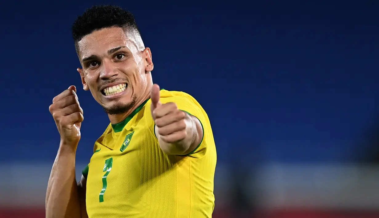 Harapan Jerman untuk meraih hasil imbang sirna setelah Brasil mampu mencetak gol keempat pada masa injury time melalui Paulinho. Dengan mudahnya ia memasuki area kotak penalti Jerman sebelum melepaskan tendangan ke pojok kiri atas gawang Jerman. Brasil 4, Jerman 2. (Foto: AFP/Daniel-Leal Olivas)