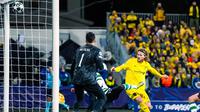 Striker Bodo/Glimt, Kasper Hogh mencetak gol ke gawang Sporting (Lisbon Fredrik Varfjell/NTB Scanpix via AP)