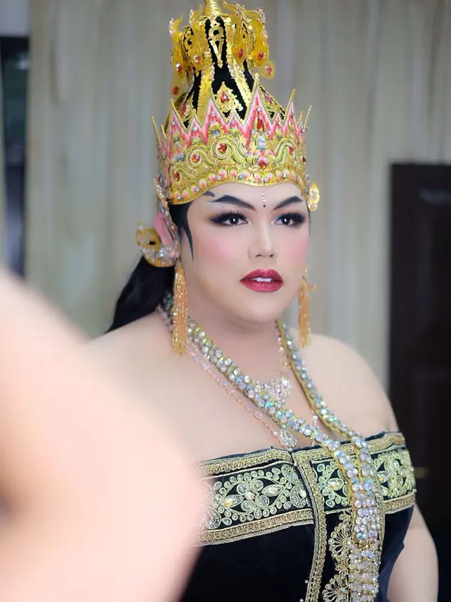 Potret Ivan Gunawan Perankan Wayang Dewi Arimbi (sumber: instagram/bennusorumba)