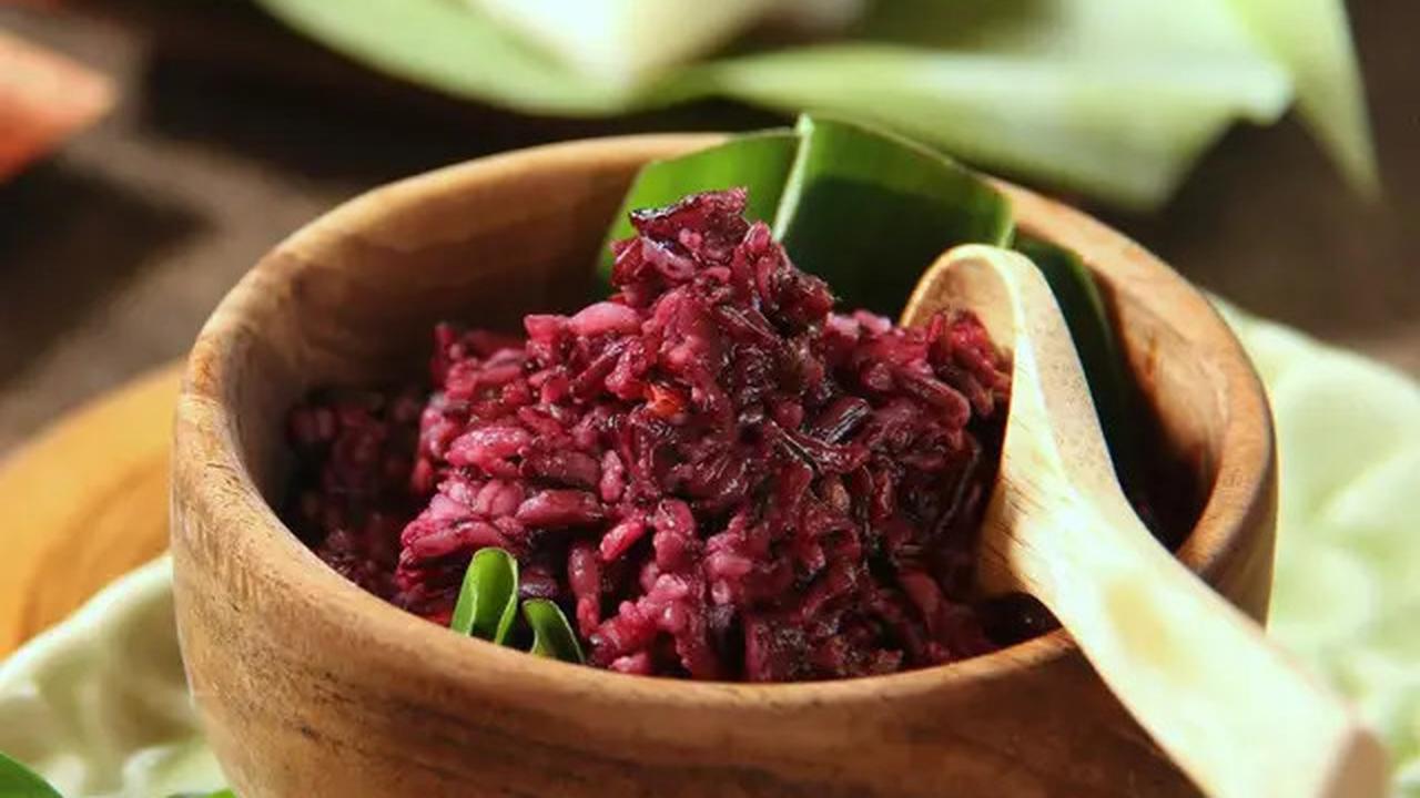 Trik Memasak Ketan Hitam Tanpa Direndam, Hemat Waktu dan Gas