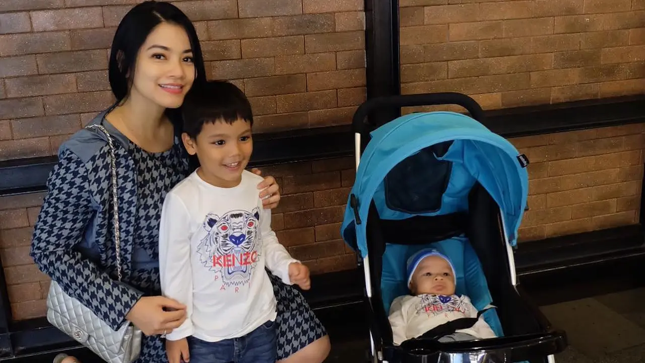 [Bintang] Titi Kamal