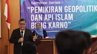 Sekretaris Jenderal PDIP yang juga Doktor Ilmu Pertahanan, Hasto Kristiyanto  saat menjadi pembicara dalam Seminar di Universitas Islam Negeri (UIN) Sunan Kalijaga Yogyakarta, pada Kamis (15/12/2022). (Foto: Dokumentasi PDIP).