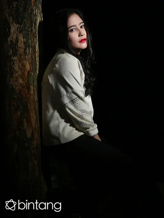 Tudingan  dirinya yang sudah tidak perawan itu pula yang membuat Prilly Latuconsina kecewa dan marah. Perempuan kelahiran Tangerang ini siap membuktikan bahwa dirinya masih suci. (Galih W. Satria/Bintang.com)