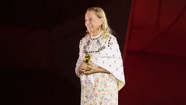 Dari Usaha Keluarga ke Ikon Global, Miuccia Prada Raih Lifetime Achievement Award