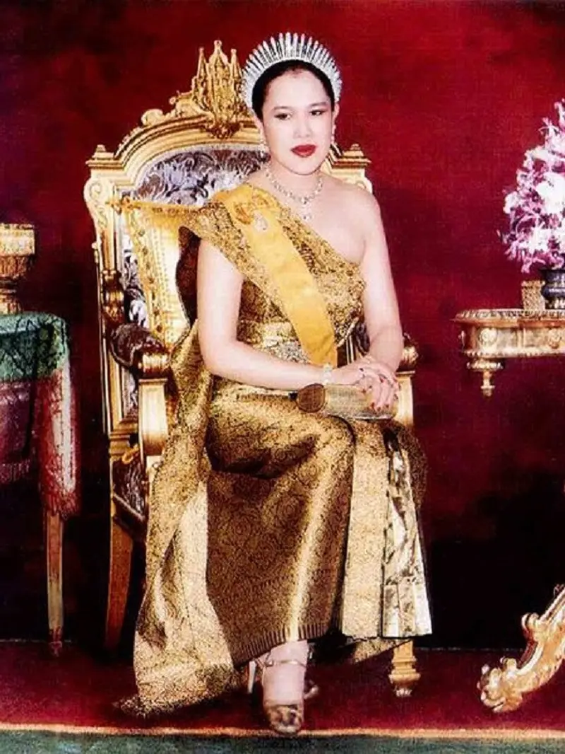 Ratu Sirikit