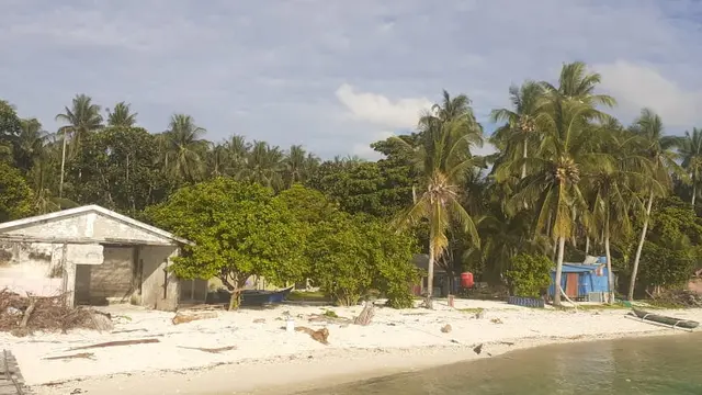 Abrasi Pulau Sabakkatang