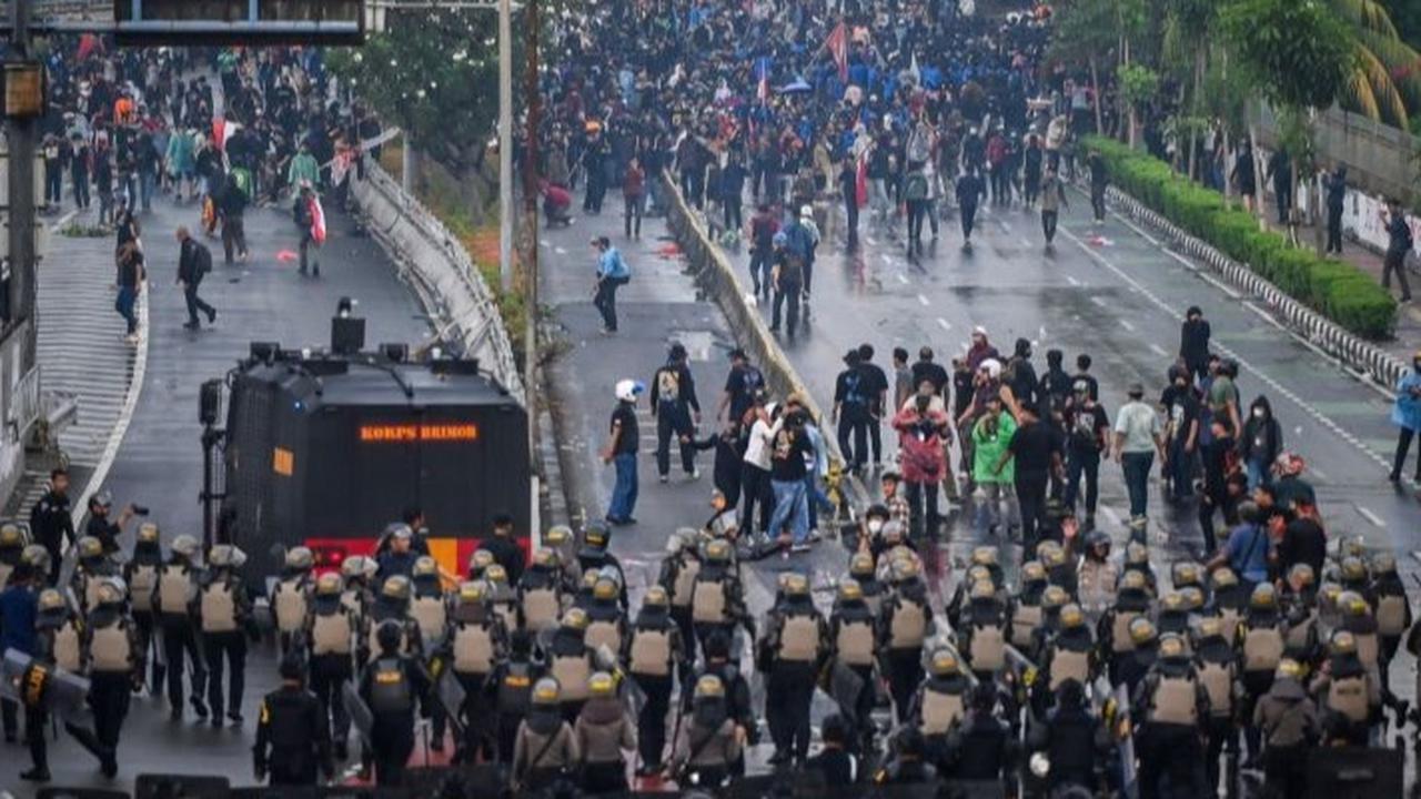 BEM Seluruh Indonesia Demo Siang Ini di Polda Metro Jaya, Protes Insiden Mobil Rantis Tewaskan Ojol