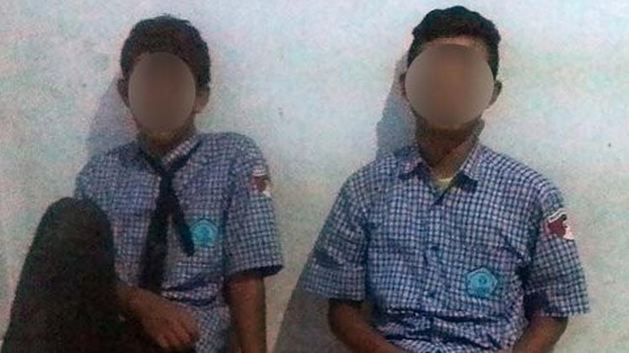 Mabuk pil koplo di lampu merah, dua siswa SMK diciduk Satpol PP