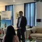 Dubes Inggris untuk Indonesia dan Timor Leste, Owen Jenkins memberi sambutan untuk Future Leaders Connect 2019 Homecoming Reception di Jakarta pada Rabu (13/11/2019) (Liputan6.com/Hugo Dimas)