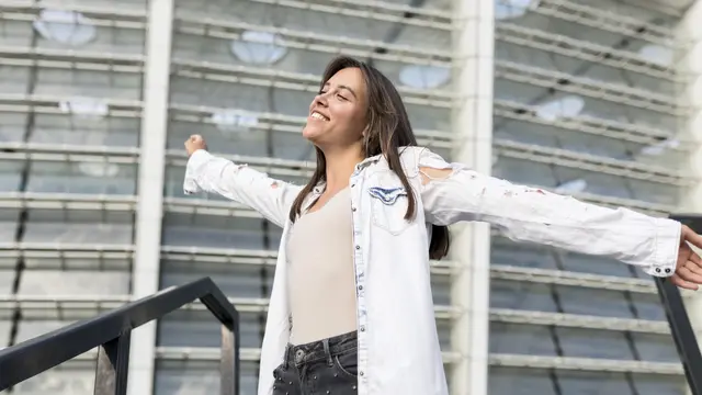 Setelah putus, kamu punya kesempatan untuk kembali memusatkan perhatian pada diri sendiri.