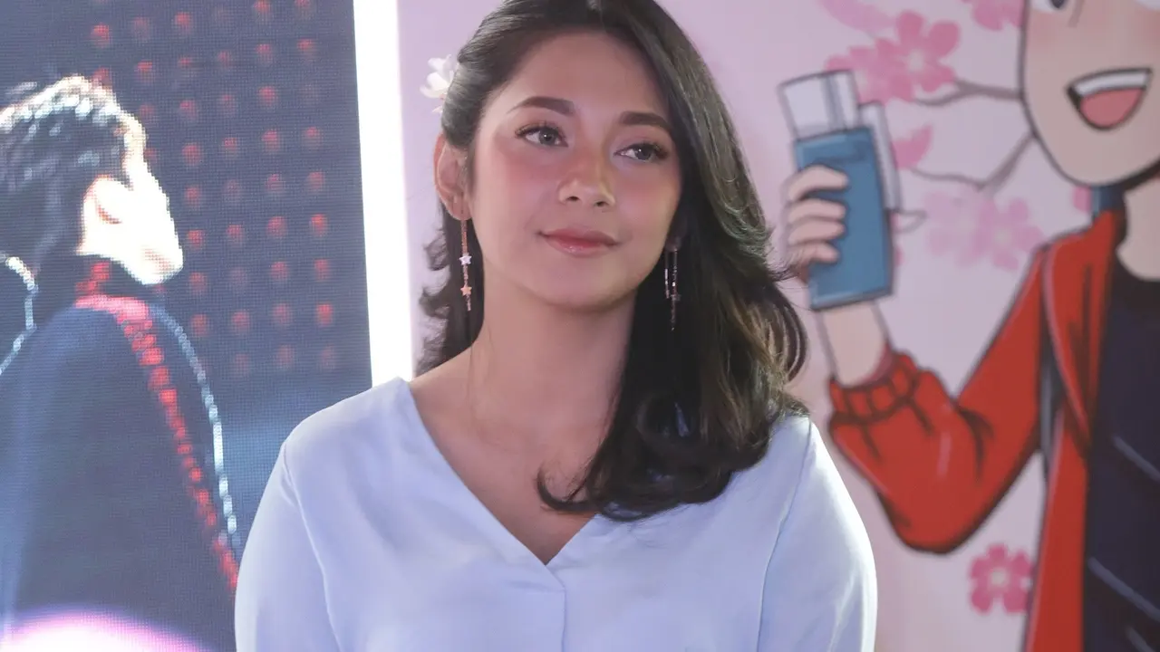 [Fimela] Dinda Kirana
