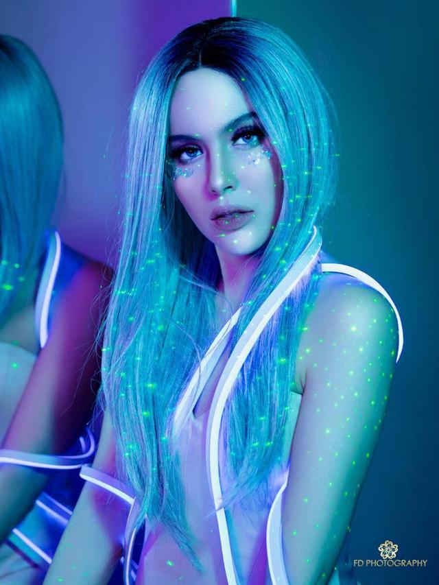 Sally Adelia (Instagram/ https://www.instagram.com/p/BtK4QuqFvlK/)