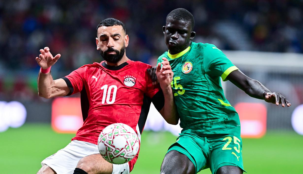 Pertandingan berjalan ketat sejak awal hingga akhir. Senegal tampil lebih dominan dalam penguasaan bola, sementara Mesir mencoba mengandalkan kedisiplinan lini belakang serta serangan balik cepat. (AP Photo/Mohamed Bounaji)