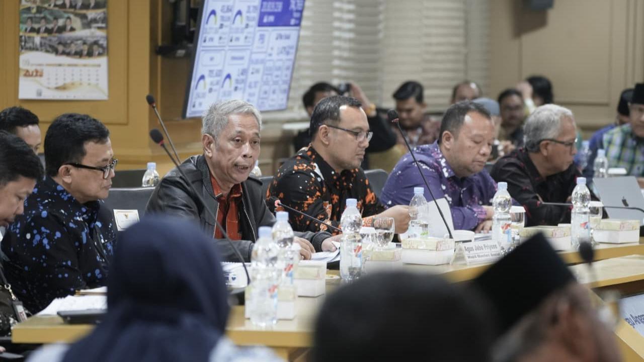 Wamensos Agus Jabo Priyono saat Rapat Kerja bersama Komite III Dewan Perwakilan Daerah (DPD) RI