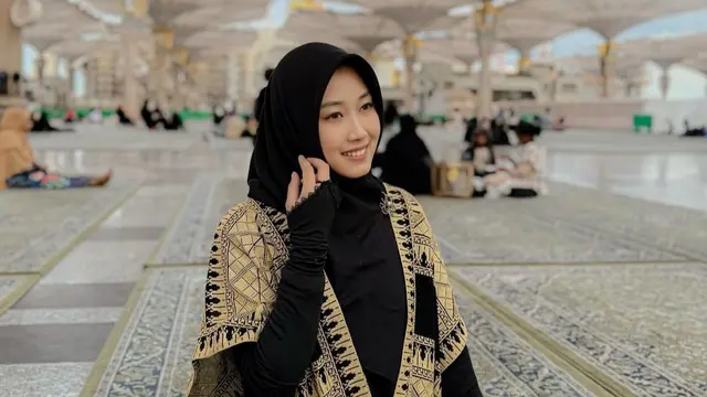 Daffana Nabilah saat di Tanah Suci
