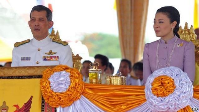 Putri Srirasmi Akrapongpreecha adalah istri ketiga Putra Mahkota Vajiralongkorn. (AFP)