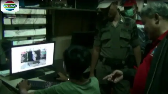 Razia Jam Belajar Malam di Palmerah, Petugas Jaring 20 Pelajar di Warnet
