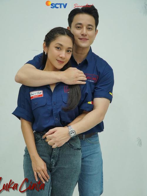 Rus porno rassomlarining rasmlari