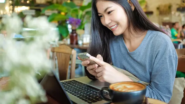 Gaji Masih Terbatas? Ini Cara Milenial dan Gen Z Bisa Punya Emas Tanpa Nunggu Mapan