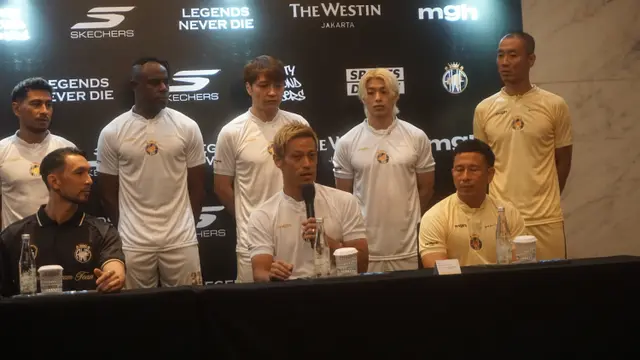 Keisuke Honda dalam Konferensi Pers Asia Warriors FC