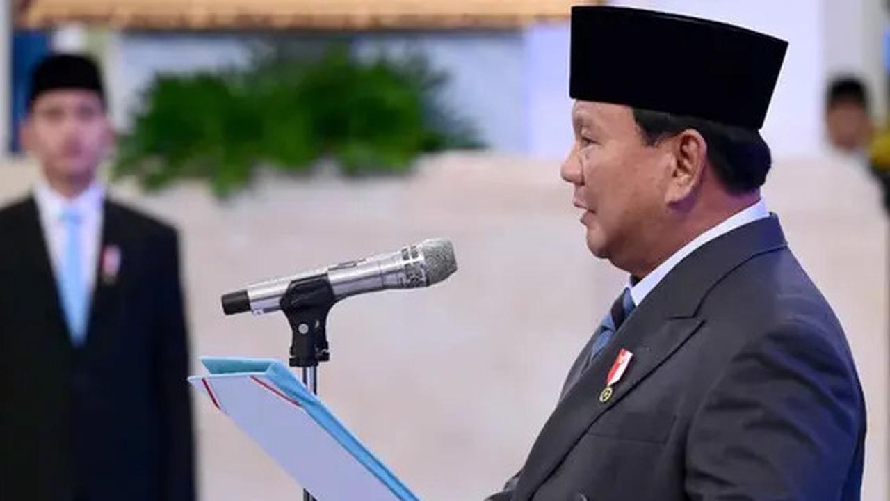 VIDEO: Tradisi Baru Prabowo Tulis "Surat Cinta" untuk 5 Eks Menteri Usai Reshuffle, Apa Isinya?