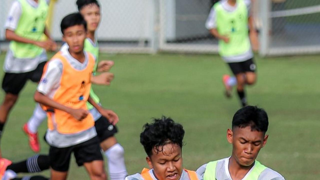 Para pemain Timnas U-16 ini akan menjalani tahap penyeleksian yang dimulai dari tanggal 19 hingga 21 Februari 2024. Foto: Bola.com / Bagaskara Lazuardi