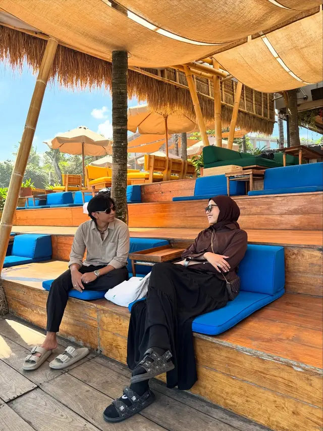 Potret Romantis Megawati Hangestri dan Dio Novandra Honeymoon di Bali, Andalkan Kemeja dan Sling Back Louis Vuitton