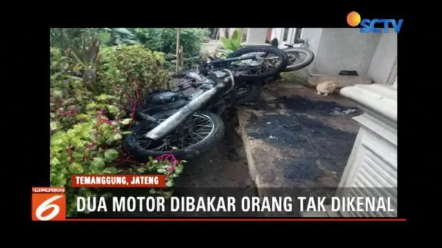 Teror bakar kendaraan kembali terjadi di wilayah Jawa Tengah. Dua motor warga yang terparkir di teras rumah di Temanggung, dibakar orang tak dikenal.