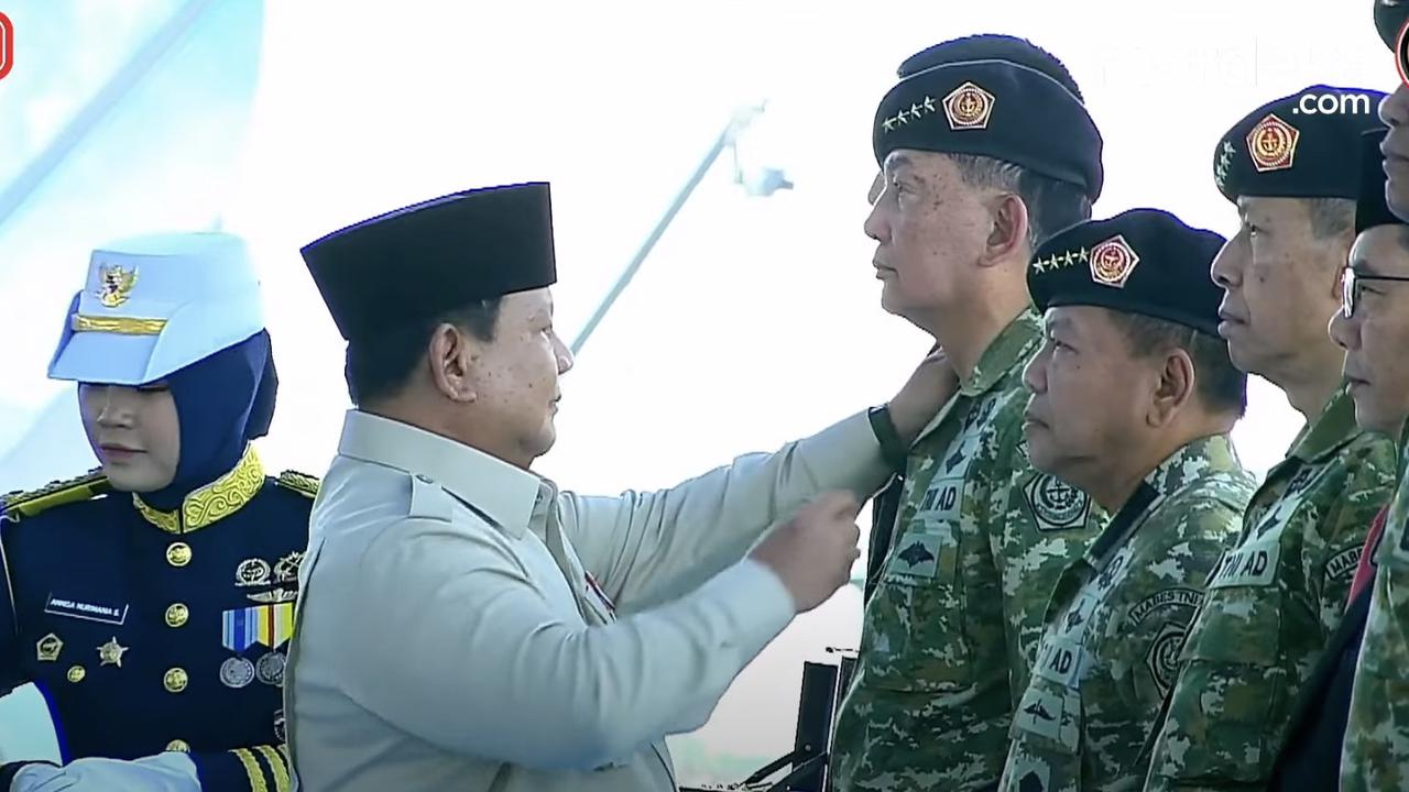 Profil Ali Sadikin, Eks Gubernur Jakarta dan Sesepuh Marinir yang Dianugerahi Jenderal Kehormatan