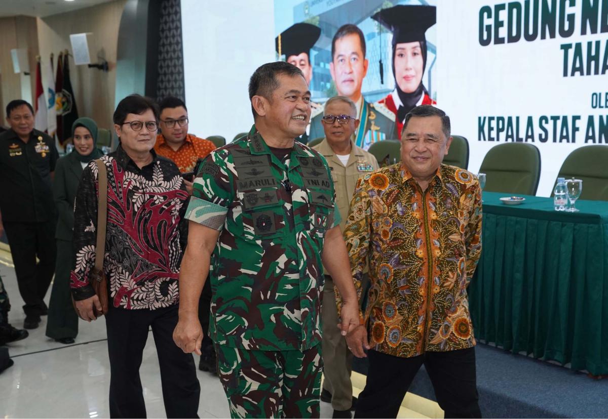 FOTO:Kasad Maruli Resmikan Gedung Fakultas Kedokteran Unjaya, Solusi Atasi Kekurangan Dokter di Indonesia