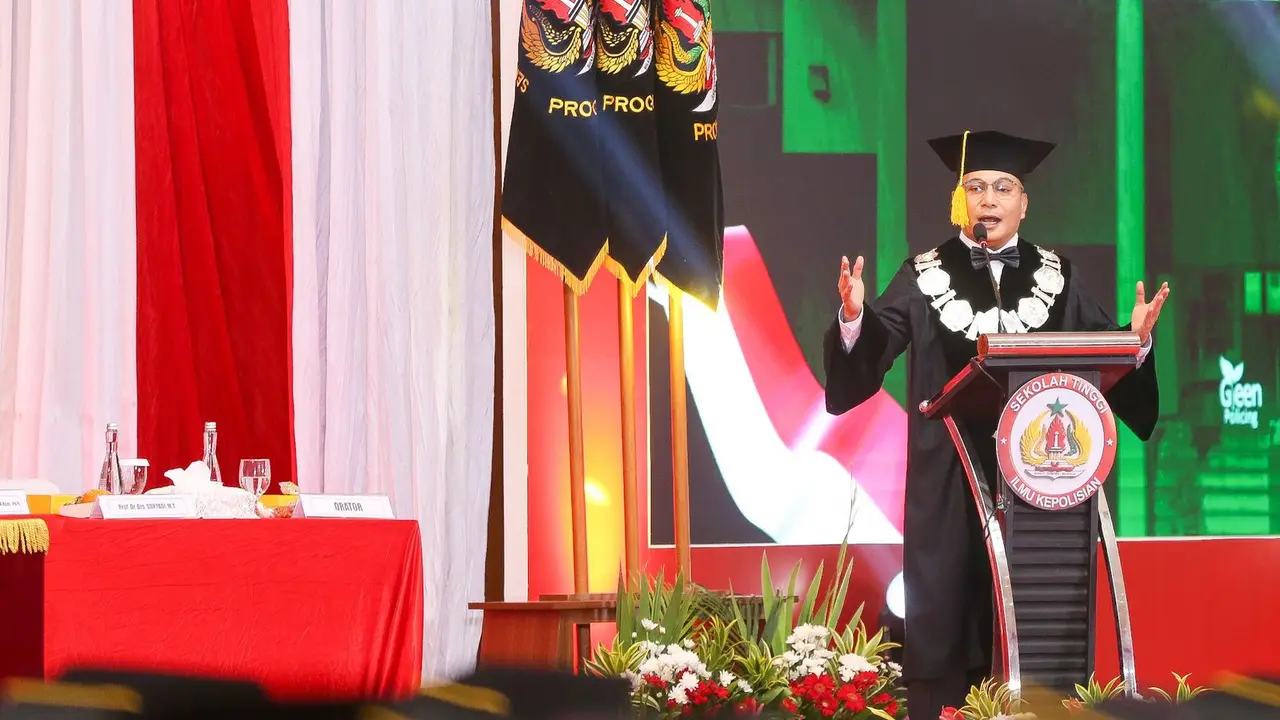 Kapolda Riau Irjen Herry Heryawan saat orasi ilmiah pada Dies Natalis ke-80 Sekolah Tinggi Ilmu Kepolisian (STIK) Lemdiklat Polri di Jakarta, Rabu (17/6/2026) (Istimewa)